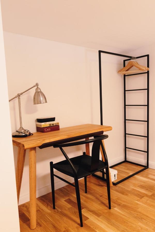 Modern Mezzanine Apt At Jecna St Praga Exterior foto